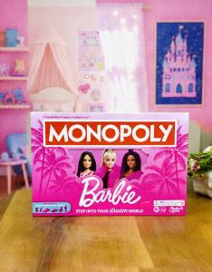 MONOPOLY BARBİE G0038